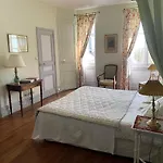 לינה וארוחת בוקר D'hotes Le Chateau De La Plante Thuré